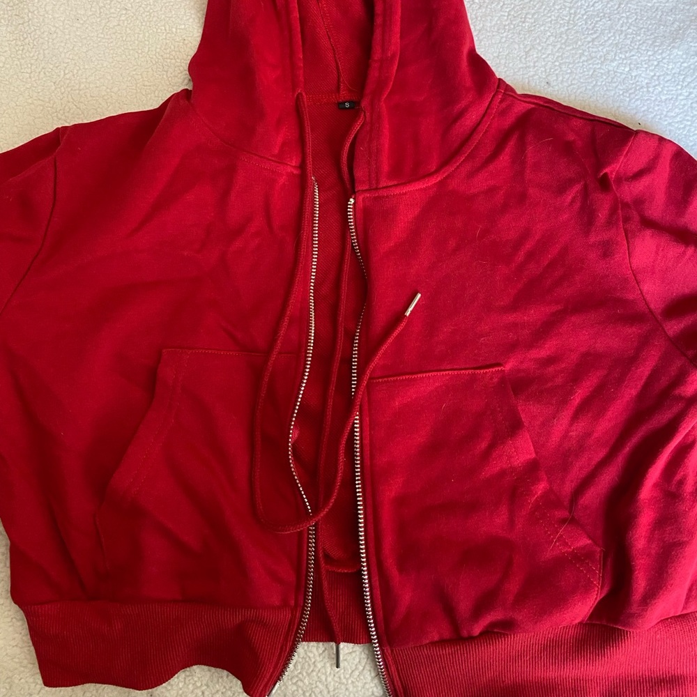 Red cropped zip up sweatshirt